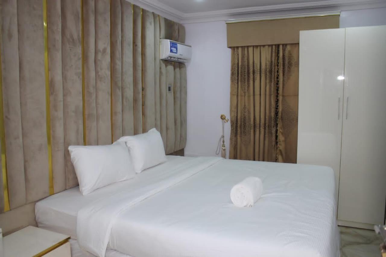 White Gold Hotel Ikeja Extérieur photo